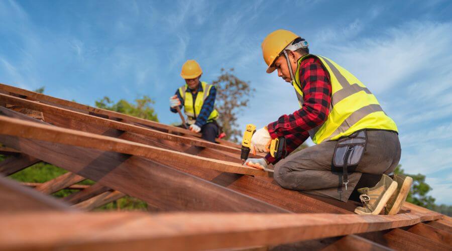 Professional Flat Roofing Installation services in New Marshfield, OH
